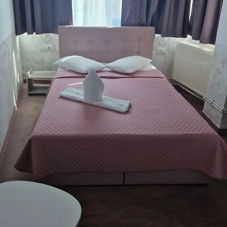 Hotel Ama *